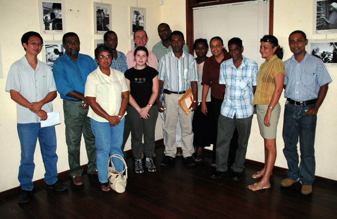 Formateurs et stagiaires seychellois à Mahé en juillet  2007 (formation base de données)